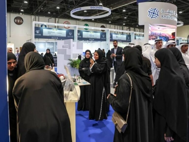 إشادة إعلامية واسعة الصحف الإماراتية تبرز دور منصة واجهة التعليم بأبوظبي كملتقى وطني رائد برعاية سيف بن زايد Widespread media acclaim: UAE newspapers highlight the role of the 'Education Interface' platform in Abu Dhabi as a leading national forum, held under the patronage of Saif bin Zayed.