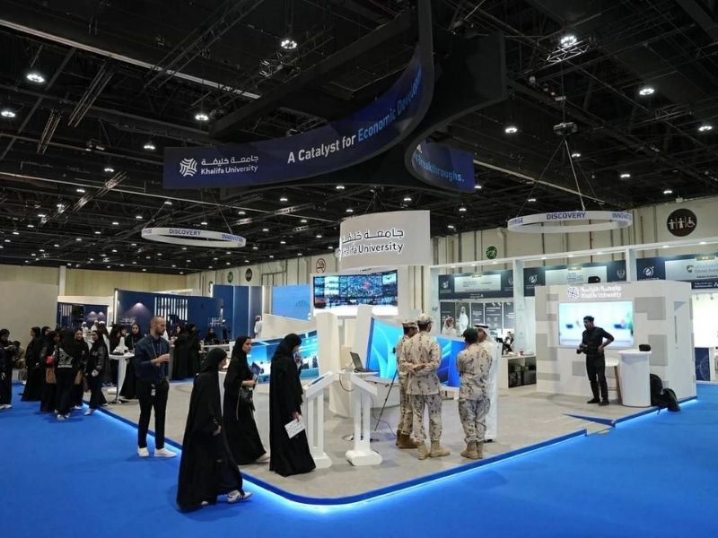 صحيفة الخليج «واجهة التعليم 2026» يرسم ملامح مستقبل التعليم وسوق العمل برعاية سيف بن زايد Al Khaleej Newspaper: "Education Horizon 2026" outlines the future of education and the labor market, under the patronage of Saif bin Zayed.