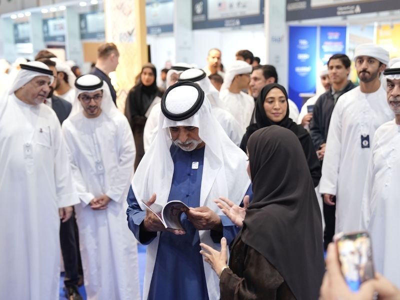 «وام» سيف بن زايد ونهيان بن مبارك يطلعان على الابتكارات الطلابية في «واجهة التعليم 2026» WAM – Saif bin Zayed and Nahyan bin Mubarak view student innovations at "Education Waterfront 2026"